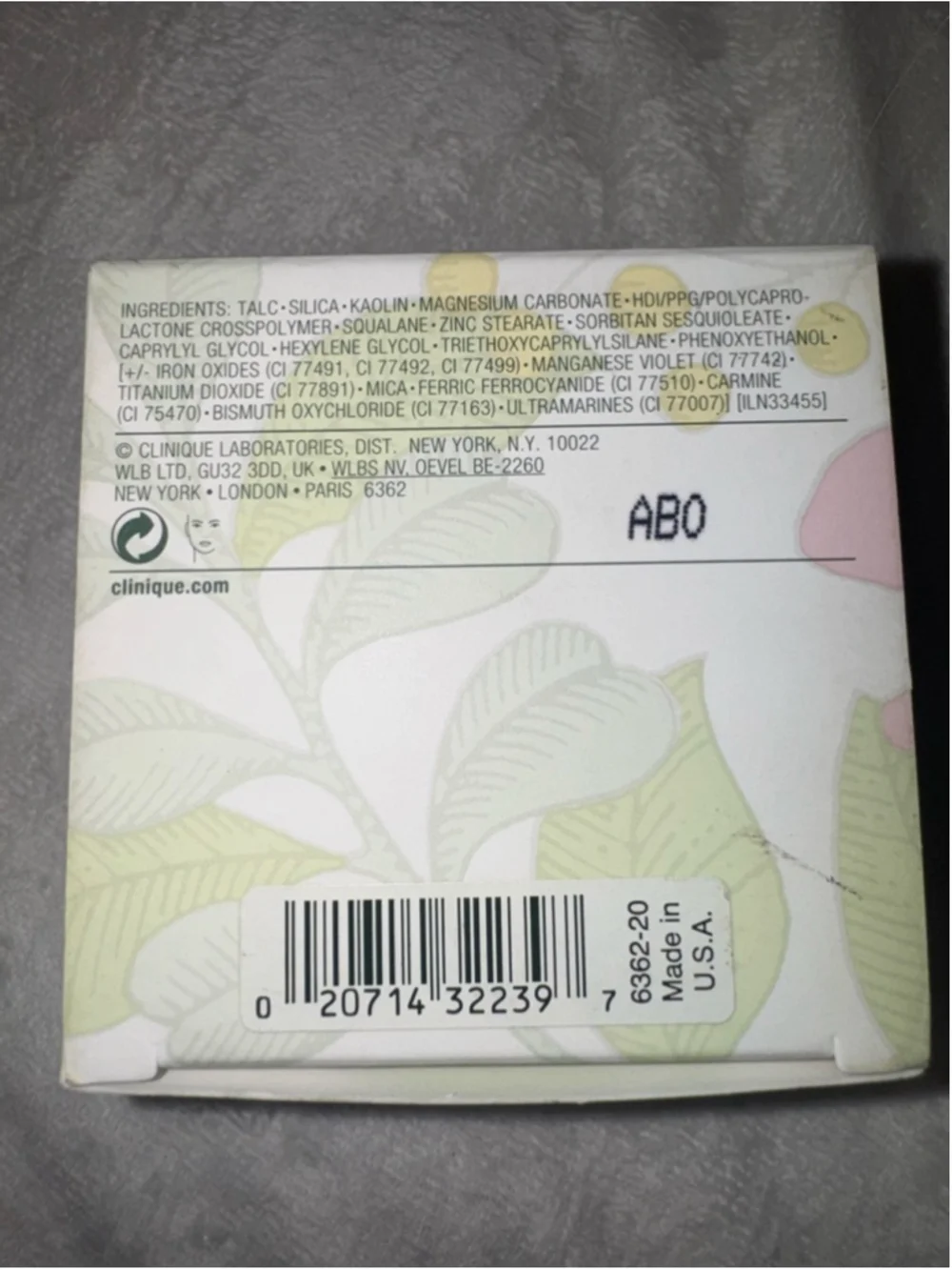 Clinique invisible blend face powder 20